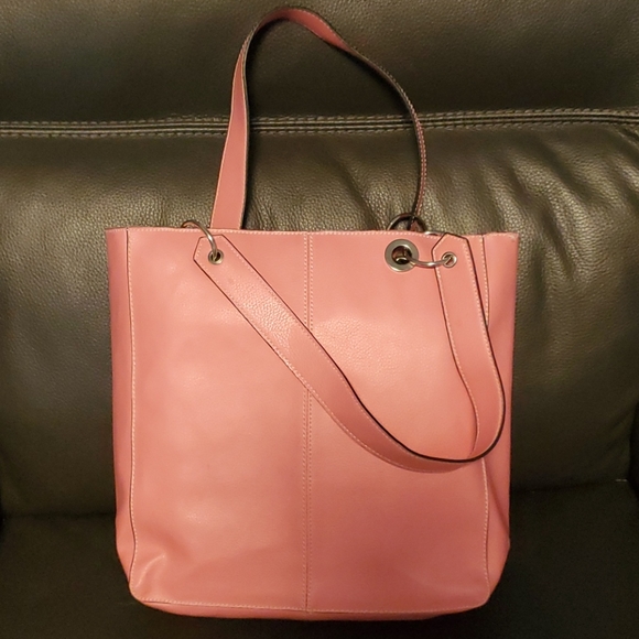 Standard Shoulder Bag - Picture 2 of 5